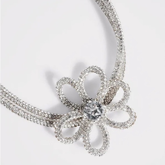 Flower Rhinestone Necklace - Picture 3 of 5